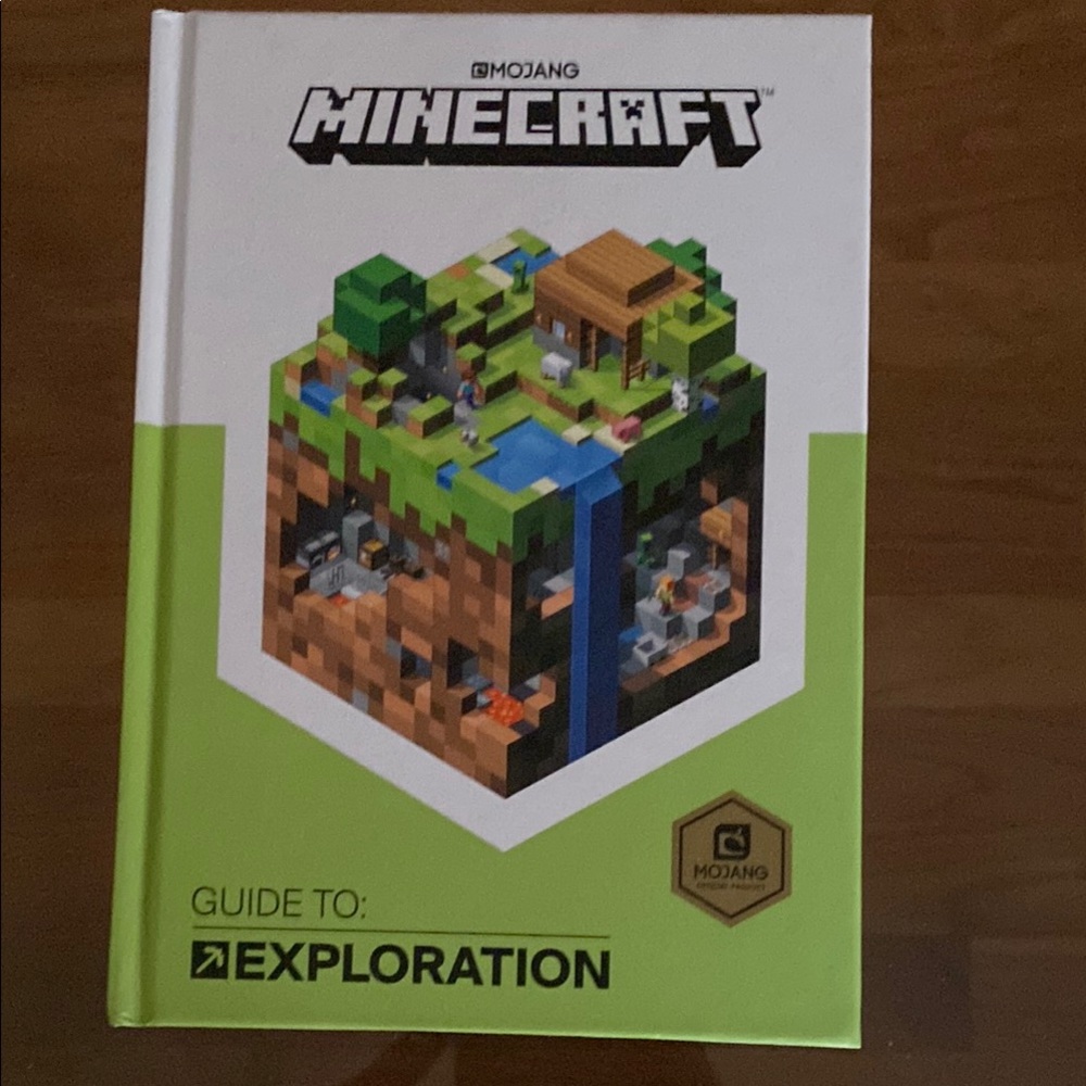 Minecraft Guide Book Set - Picture 4 of 7